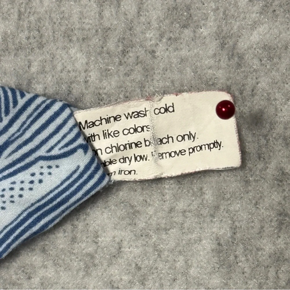 Tori Richard Gray and White Tropical‎ Men's Shirt - Picture 5 of 7
